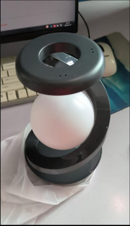 Drehbare Mond-Schreibtischlampe mit kabellosem Ladegerät